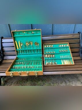 Vintage Flatware Set with Wooden Case - Green Felt